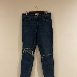 Abercrombie & Fitch Medium Wash Jeans - The Skinny High Rise